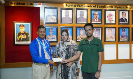 গ্র্যান্ডমাস্টার জিয়ার পরিবারের পাশে বিওএ