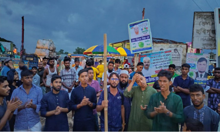 এনসিপির পদযাত্রায় হামলার প্রতিবাদে হবিগঞ্জে ব্লকেড কর্মসূচি