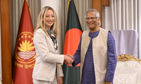  বাংলাদেশে স্টারলিংক চালু, কার্যকর সহায়তা পাওয়ায় স্পেসএক্সের ভাইস প্রেসিডেন্টের প্রশংসা