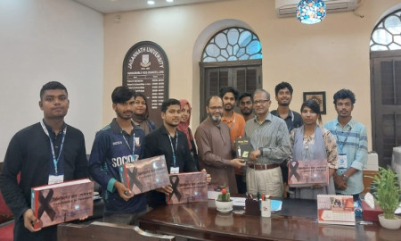 ফিলিস্তিনের সমর্থনে বিশ্বের সবচেয়ে বড় শোক বই তৈরি বাংলাদেশের তরুণদের