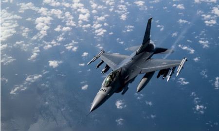 কম্বোডিয়ায় এফ-১৬ যুদ্ধবিমান দিয়ে হামলা চালাল থাইল্যান্ড