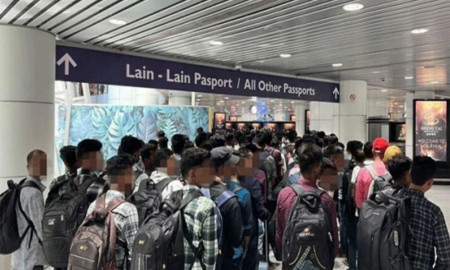 ১২৩ বাংলাদেশিকে বিমানবন্দর থেকে ফেরত পাঠাল মালয়েশিয়া