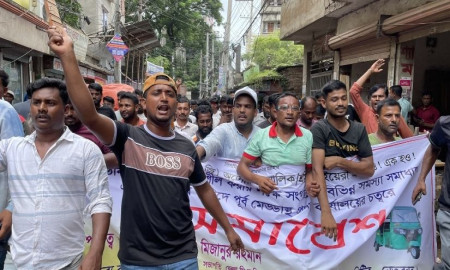 অনির্দিষ্টকালের জন্য কর্মবিরতি ঘোষণা সিএনজি চালকদের