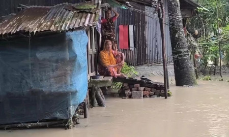 পানিবন্দি দশ হাজার মানুষ, খাদ্যের সংকট