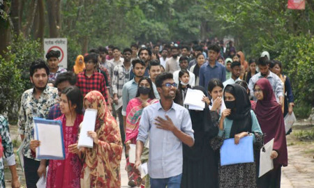রাতে গুচ্ছের চূড়ান্ত ভর্তি নিয়ে বৈঠকে বসছে কমিটি