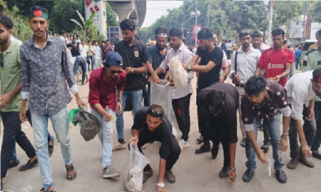 সমাবেশ শেষে শাহবাগ পরিষ্কার করলেন ছাত্রদল নেতাকর্মীরা
