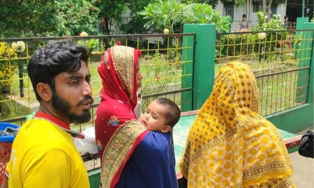 সাপে কাটা শিশুর মৃত্যু ঝুঁকি, স্বাস্থ্য কমপ্লেক্সে নেই অ্যান্টিভেনম — জনমনে তীব্র ক্ষোভ