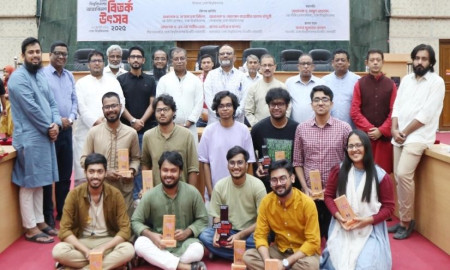 আইবিএকে হারিয়ে চ্যাম্পিয়ন শান্তি ও সংঘর্ষ অধ্যয়ন বিভাগ