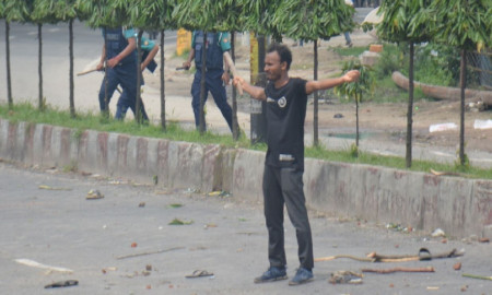 আবু সাঈদ হত্যা: ট্রাইব্যুনালে ৬ আসামি, অভিযোগ গঠন আজ