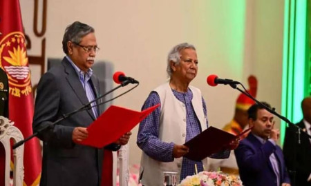 অন্তর্বর্তী সরকারের এক বছরে ব্যর্থতা ও সফলতা কোথায়?
