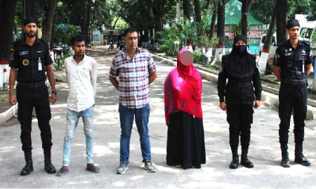 স্ত্রীকে নিয়ে কটুক্তি, যুবককে খুন করে লাশ ৮ টুকরো 