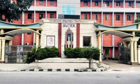 ধারদেনা করে জীবনযাপন করছেন বুটেক্সের আউটসোর্সিংয়ের কর্মচারীরা