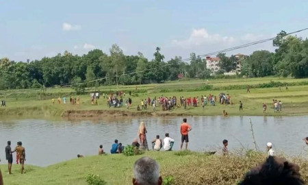 নদীতে গোসল করতে নেমে নিখোঁজ কিশোর, ডুবুরির উদ্ধার অভিযানে মেলেনি সন্ধান 