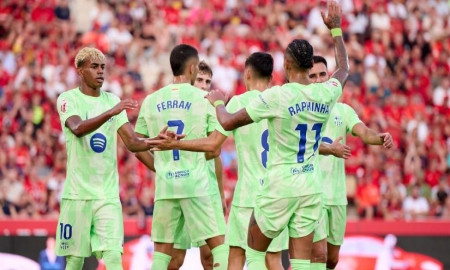 দুই লাল কার্ড, তিন গোল—জয় দিয়ে মৌসুম শুরু বার্সেলোনার