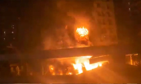 মহাখালীতে পেট্রল পাম্পে ‘ভয়াবহ’ আগুন, বহু ক্ষয়ক্ষতির আশঙ্কা