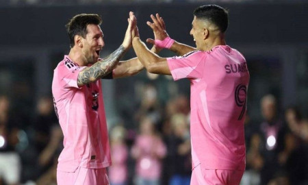 অবসরে মেসির সঙ্গী হতে চান সুয়ারেজ