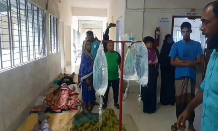 বঙ্গোপসাগরে মাছ ধরার ট্রলার ডুবে ৬ জেলে নিখোঁজ