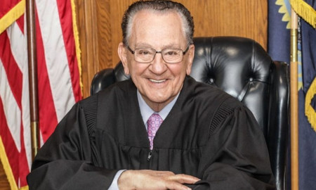 ‘বিশ্বের দয়ালু বিচারক’ ফ্রাঙ্ক ক্যাপ্রিও আর নেই