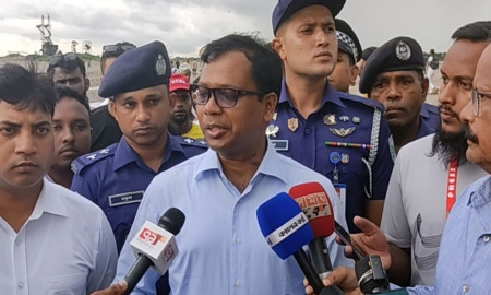 লুট হওয়া সাদা পাথর ফেরত দিতে ৩ দিনের আল্টিমেটাম