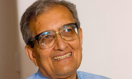 বাংলাদেশে ফেরত পাঠানোর আশংঙ্কা এই অর্থনীতিবিদের