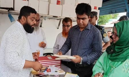 চাঁদপুরে ইলিশের বাজার নিয়ন্ত্রণে ভোক্তা অধিদপ্তরের অভিযান