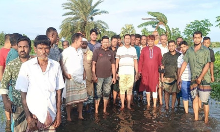 শার্শায় বন্যায় ক্ষতিগ্রস্ত পরিবারের পাশে বিএনপি 