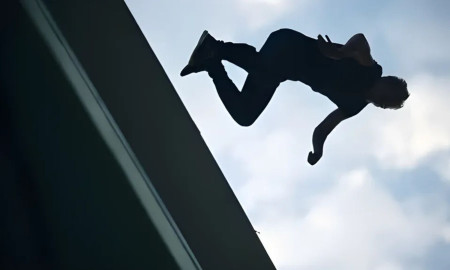 ‘অপারেশনের ভয়ে’ হাসপাতালের ১০ তলা থেকে লাফিয়ে পড়ে রোগীর মৃত্যু