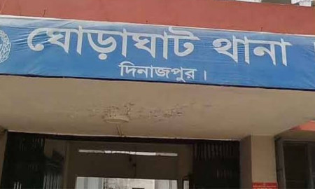 পাশের ঘরে বরকে অপেক্ষায় রেখে আত্মহত্যা করলেন নববধূ