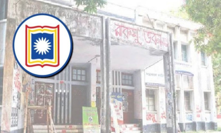 শিক্ষার্থীদের ক্ষোভের মুখে ৩ দিন এগোলো রাকসু নির্বাচন