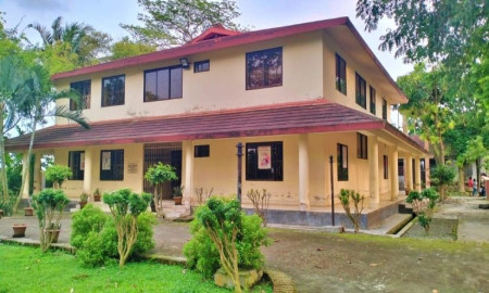 ত্রিশালে অবহেলায় জাতীয় কবির স্মৃতিকেন্দ্র