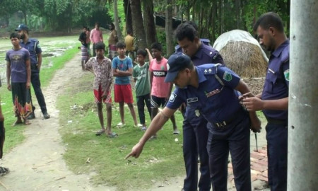 নাটোরে চোর সন্দেহে গণপিটুনি, নিহত ১