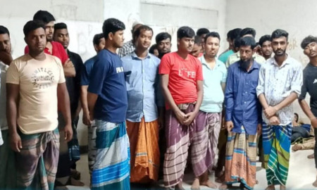 আদাবরে পুলিশকে কোপানোর ঘটনায় আটক ১০২