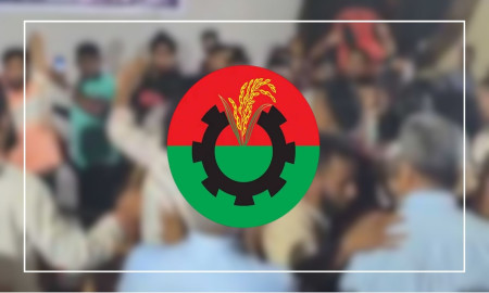 বিএনপির কাউন্সিলে ভোট গণনার সময় ব্যালট বাক্স ছিনতাই নেতাকর্মীদের