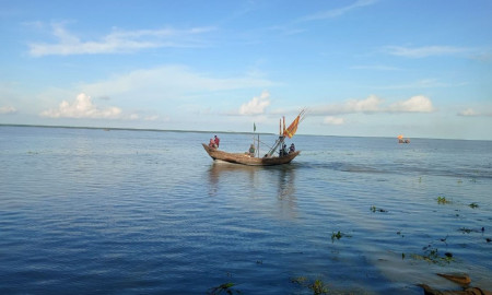 প্রাকৃতিক সৌন্দর্যের লীলাভূমি মনপুরা