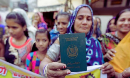 পাসপোর্ট ছাড়াই ভারতে থাকতে পারবেন বাংলাদেশসহ তিন দেশের ‘নিপীড়িত’ সংখ্যালঘুরা