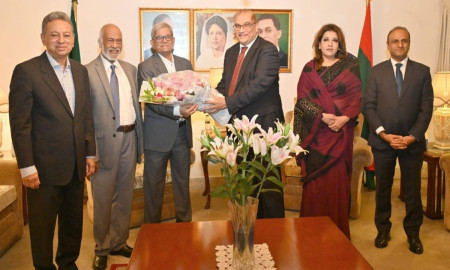 বিএনপি মহাসচিবের সঙ্গে পাকিস্তানি রাষ্ট্রদূতের সাক্ষাৎ