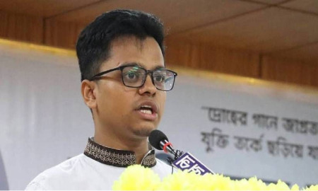 শিবির জিতলে নারীদের পোশাকে বাধ্যবাধকতা আসবে কিনা, যা বললেন ফরহাদ