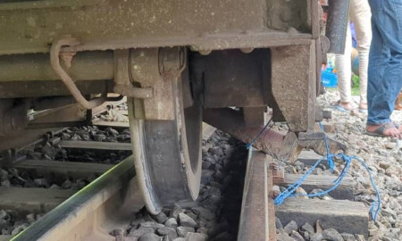 ব্রাহ্মণবাড়িয়ায় কর্ণফুলী এক্সপ্রেসের বগি লাইনচ্যুত