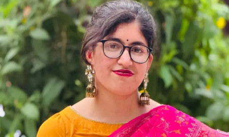 আমার ফেসবুক আইডি গায়েব করে দেওয়ার চেষ্টা হচ্ছে: উমামা