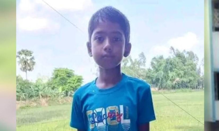 নিখোঁজের দুই দিন পর নদী থেকে তৃতীয় শ্রেণির শিক্ষার্থীর লাশ উদ্ধার