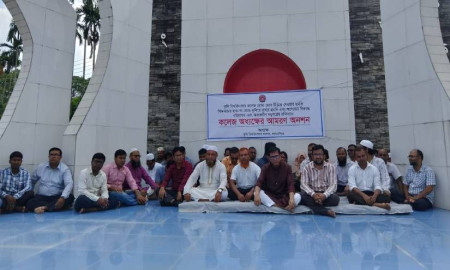 কৃষি বিশ্ব‌বিদ্যালয় কলেজের শিক্ষক‌দের হাত-পা ভেঙে দেওয়ার হুমকি