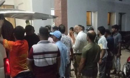 শিবচরে মোটরসাইকেলের ধাক্কায় স্কুলছাত্র নিহত, আহত ২