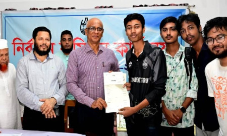 চাকসুতে প্রথম দিন মনোনয়নপত্র নিলেন ২৮ প্রার্থী,  দুই প্যানেল ঘোষণা