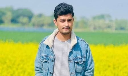 মাদারীপুরে প্রকাশ্যে যুবককে কুপিয়ে হত্যা