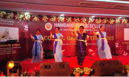 নতুন স্বপ্নে পথচলা শুরু, হামদর্দ পাবলিক কলেজের নবাগতদের বরণ