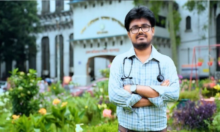 হিউম্যান-বডিতে-আগ্রহ-থেকে-মেডিকেলে-চান্স-পাওয়া-তৌকির-এবার-বিসিএসে-প্রথম