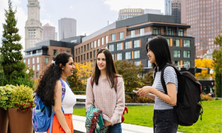 নারী শিক্ষার্থীদের ফুল-ফ্রি স্কলারশিপ দিচ্ছে যুক্তরাষ্ট্র, আবেদন স্নাতকে