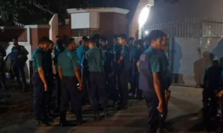 রাজশাহী বিশ্ববিদ্যালয়ে অতিরিক্ত পুলিশ মোতায়েন