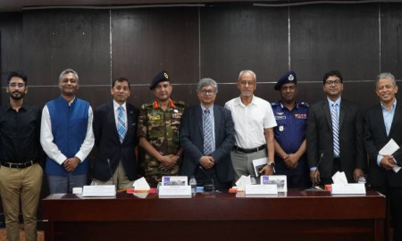 এনএসইউতে ‘গ্লোবাল পিস অ্যান্ড হারমনি: বাংলাদেশ ইন ইউএন পিসকিপিং’ শীর্ষক সেমিনার অনুষ্ঠিত