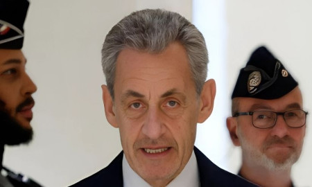 গাদ্দাফির কাছ থেকে ঘুষ নেবার অভিযোগে সাবেক ফরাসি প্রেসিডেন্টের ৫ বছরের কারাদণ্ড